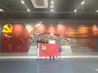 資產(chǎn)經(jīng)營(yíng)有限公司黨支部赴紅色基...